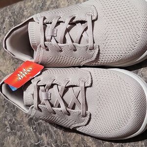 Skechers shoes
